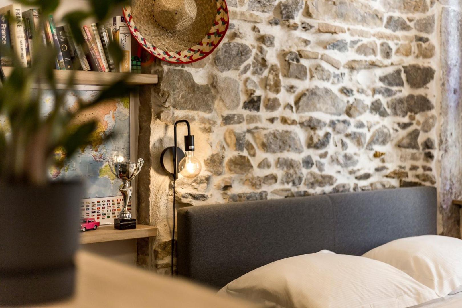 Le Duplex Des Pentes Ail Apartment Lyon Ngoại thất bức ảnh